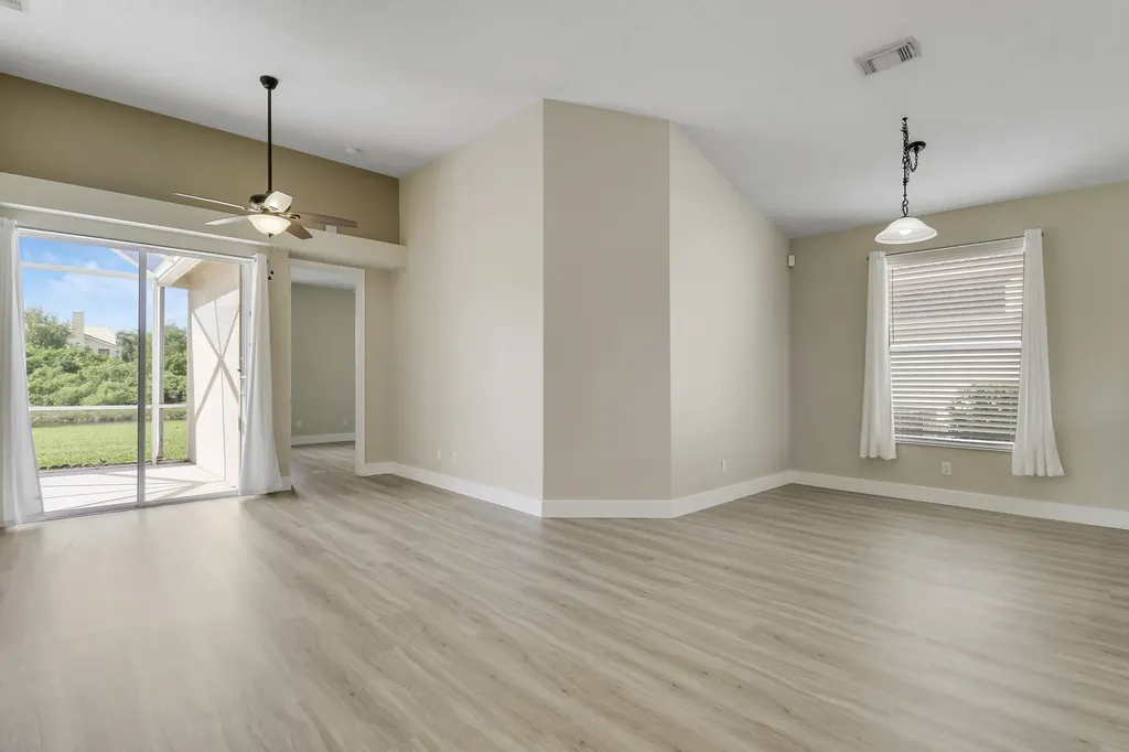 726 SW Aruba Bay Port St Lucie FL 34986