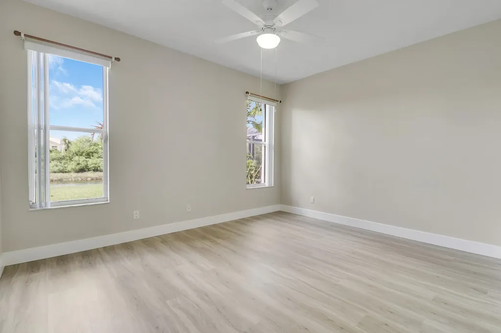 726 SW Aruba Bay Port St Lucie FL 34986