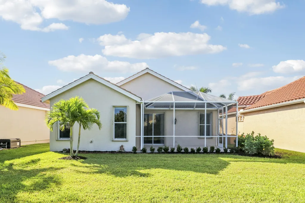 726 SW Aruba Bay Port St Lucie FL 34986