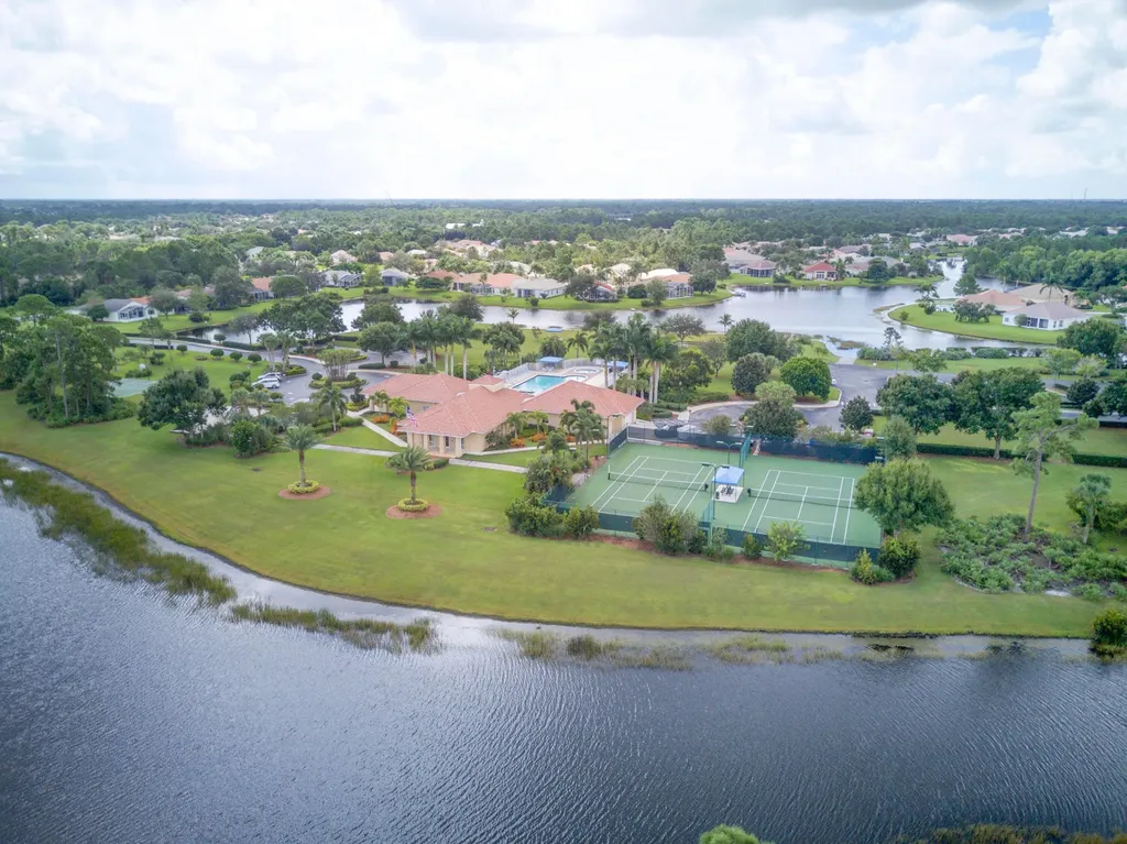 726 SW Aruba Bay Port St Lucie FL 34986