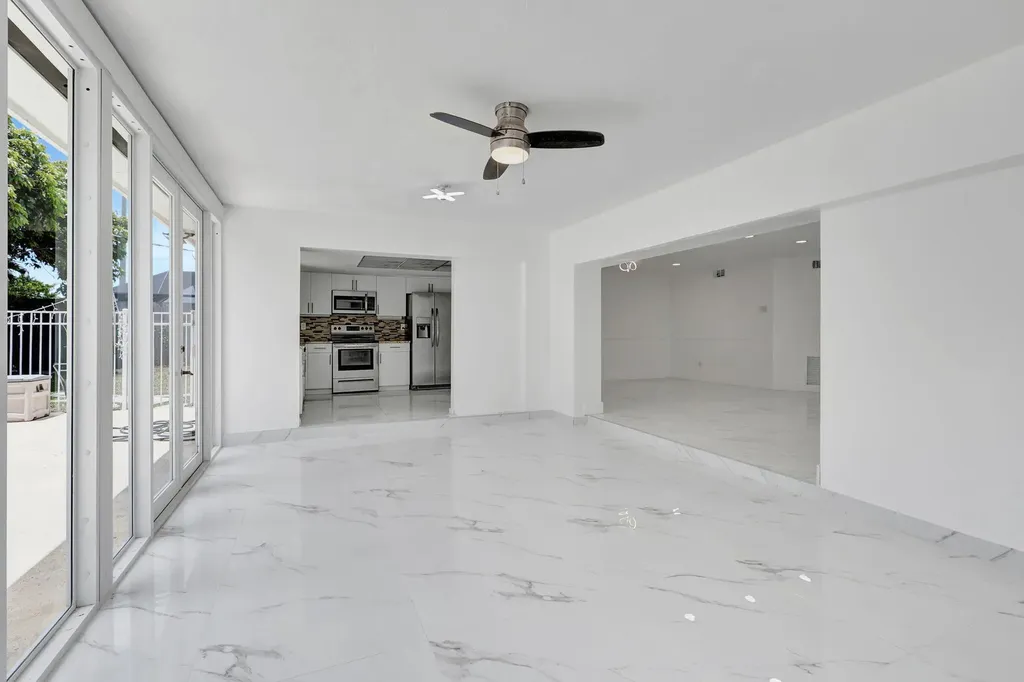 334 SW 13th Avenue Boynton Beach FL 33435