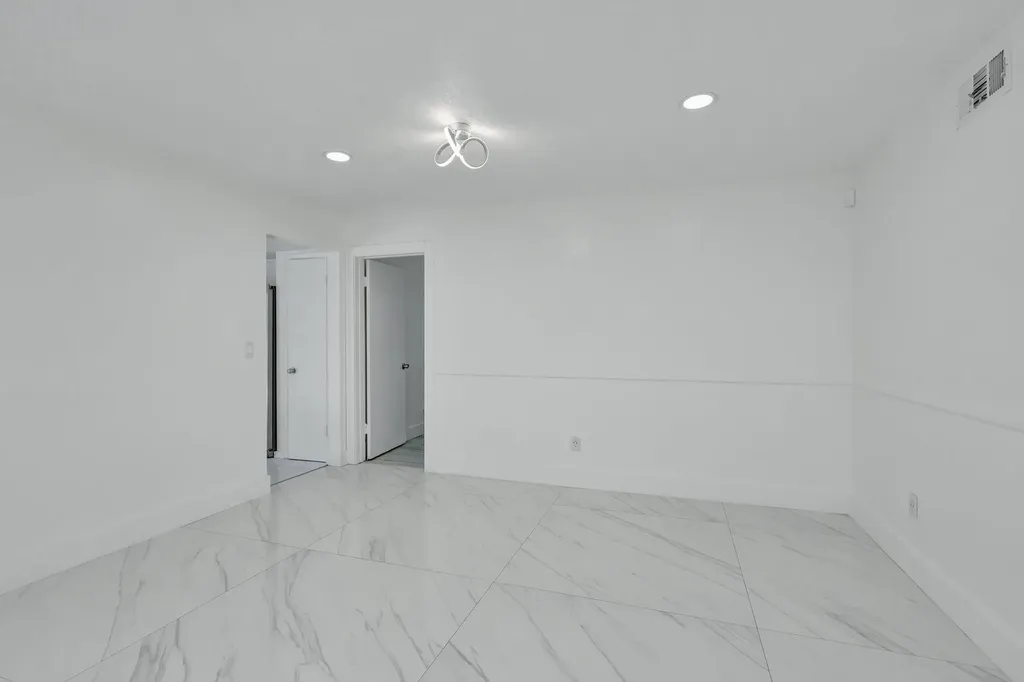 334 SW 13th Avenue Boynton Beach FL 33435