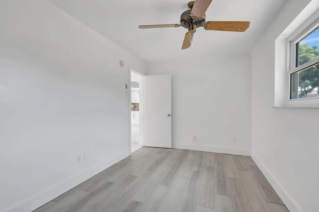 334 SW 13th Avenue Boynton Beach FL 33435