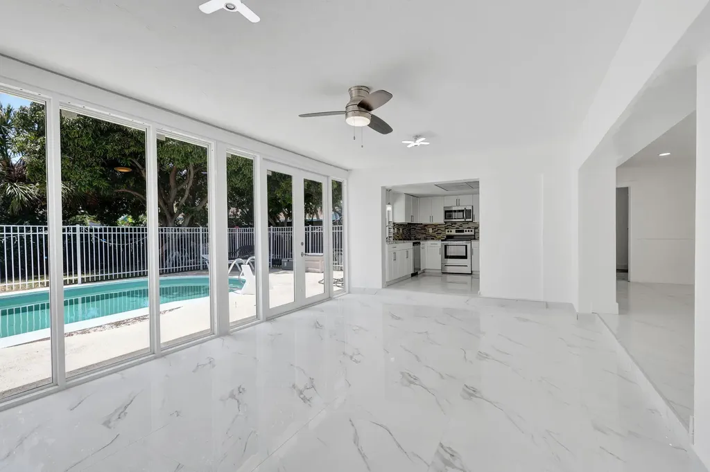 334 SW 13th Avenue Boynton Beach FL 33435