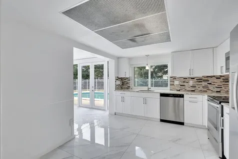 334 SW 13th Avenue Boynton Beach FL 33435