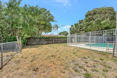 334 SW 13th Avenue Boynton Beach FL 33435