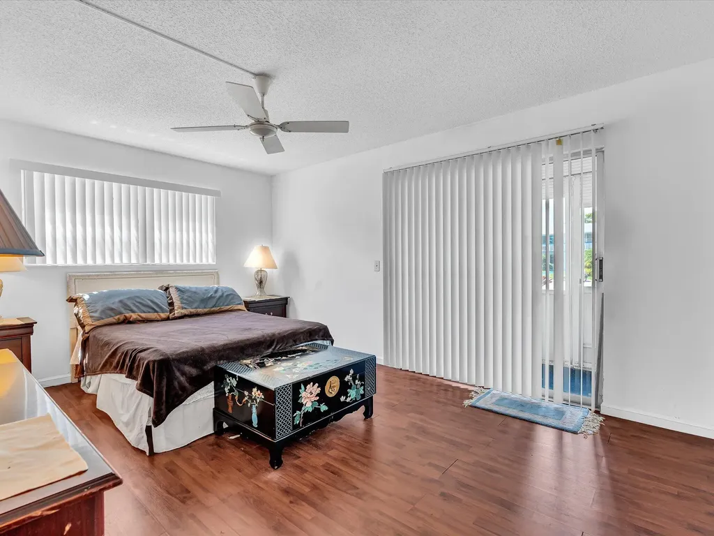 5 Markham A Deerfield Beach FL 33442