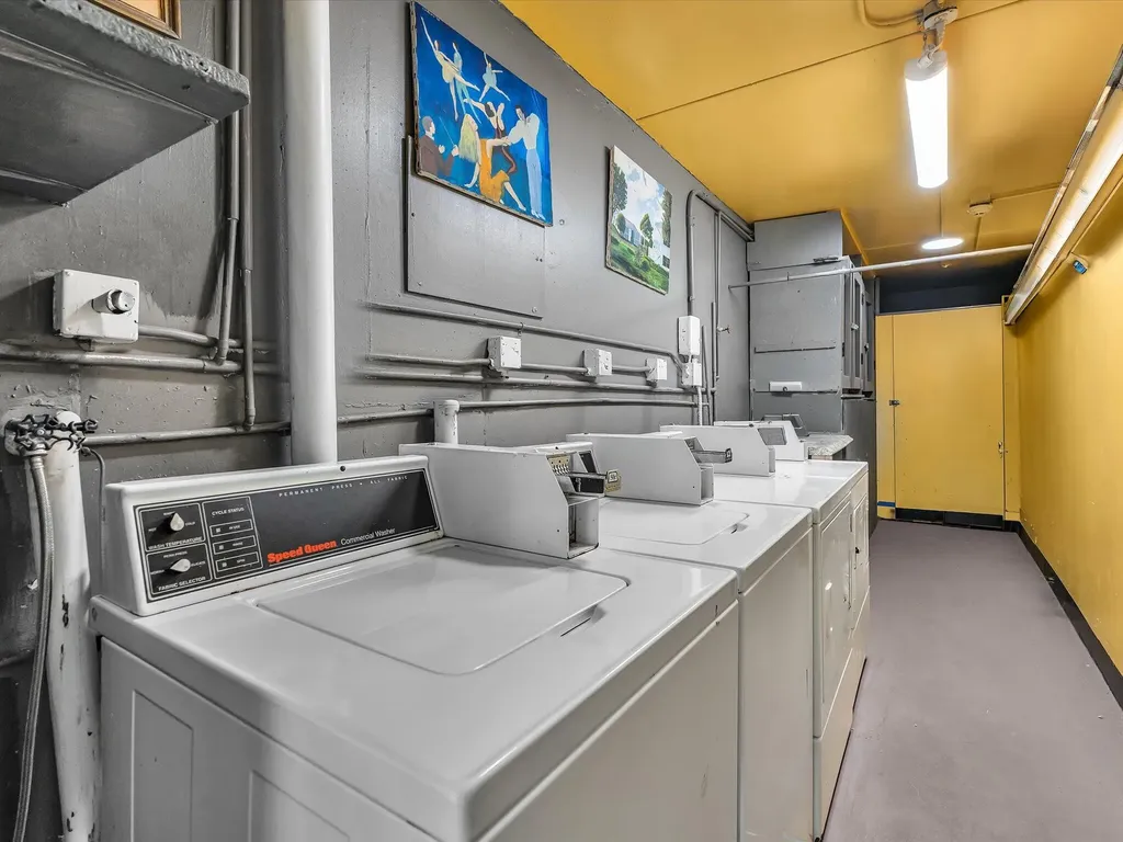 5 Markham A Deerfield Beach FL 33442