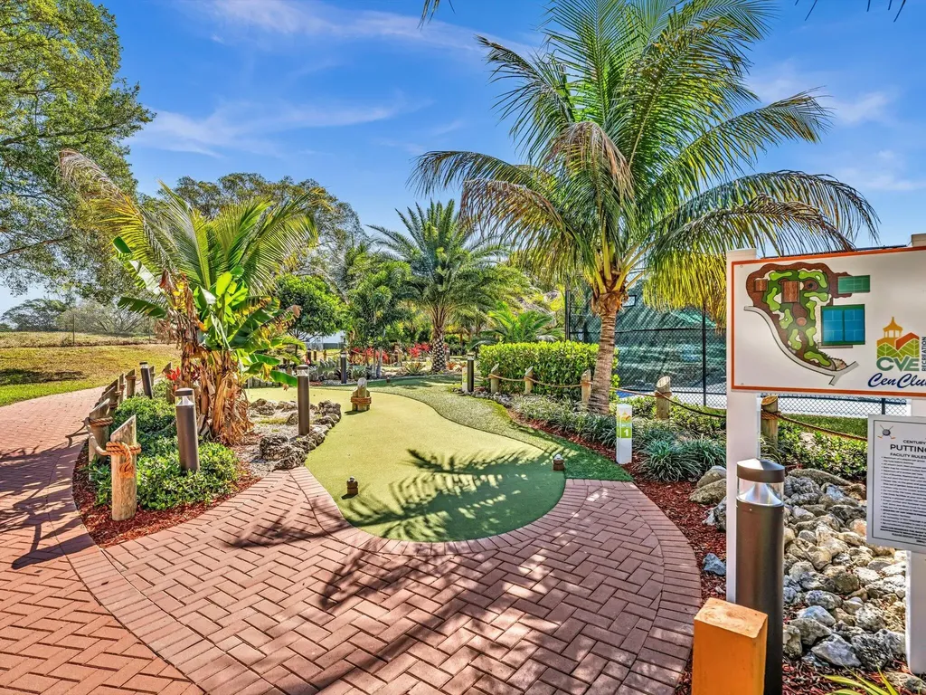 5 Markham A Deerfield Beach FL 33442