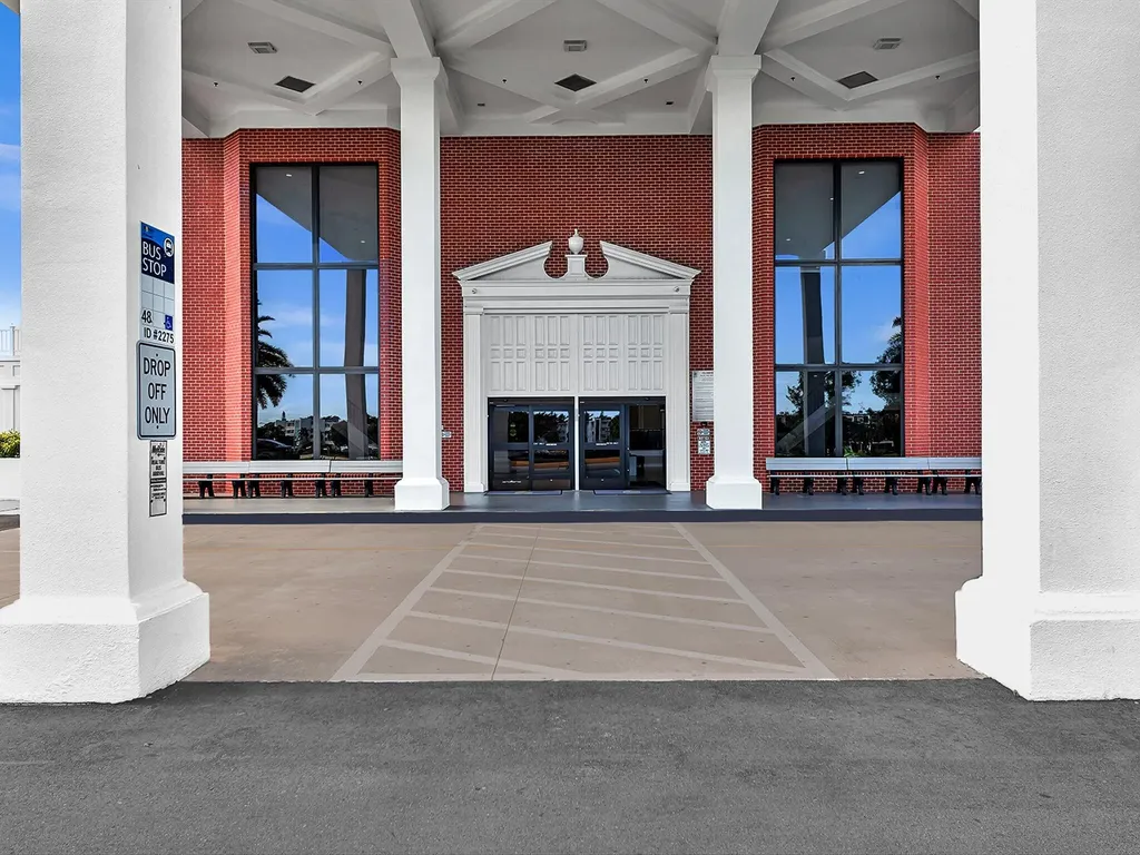 5 Markham A Deerfield Beach FL 33442