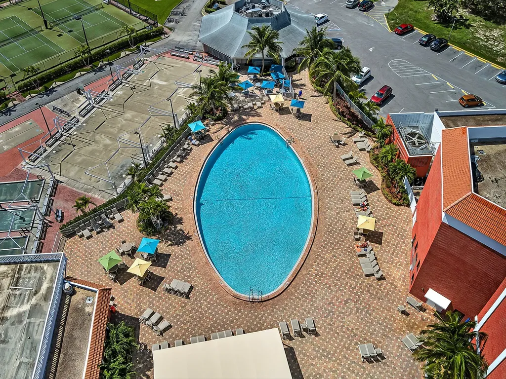 5 Markham A Deerfield Beach FL 33442