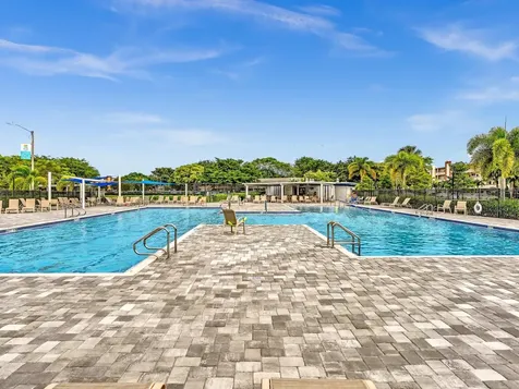 5 Markham A Deerfield Beach FL 33442