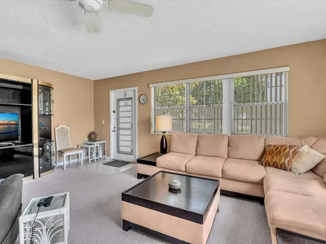 5 Markham A Deerfield Beach FL 33442