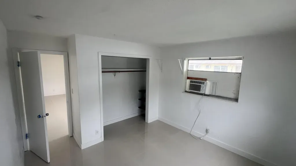 1691 SW 44th Terrace Fort Lauderdale FL 33317