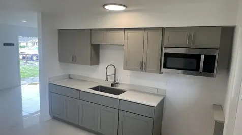 1691 SW 44th Terrace Fort Lauderdale FL 33317