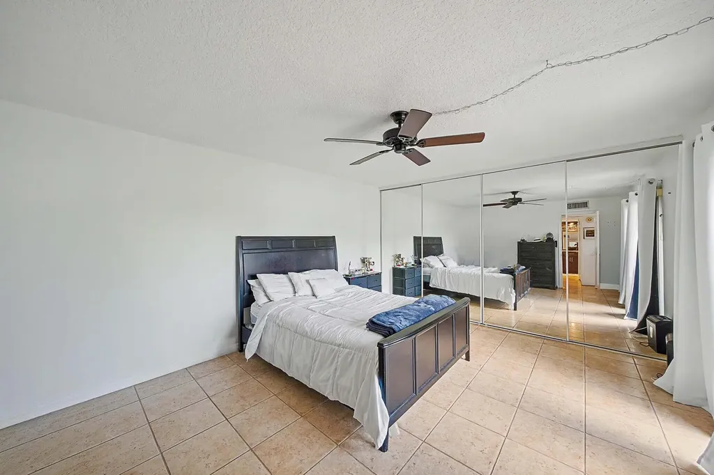 149 Lake Arbor Drive Palm Springs FL 33461