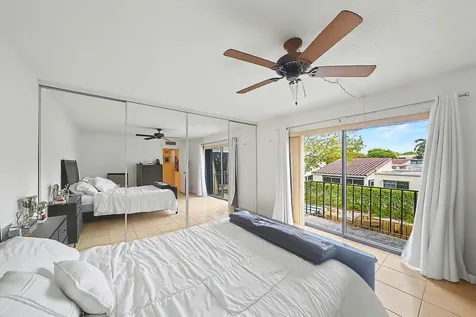 149 Lake Arbor Drive Palm Springs FL 33461