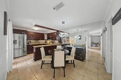 149 Lake Arbor Drive Palm Springs FL 33461