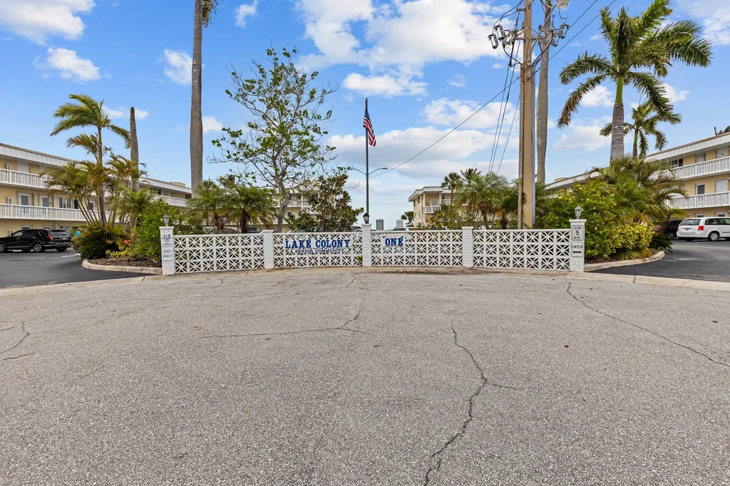 100 Doolen Court North Palm Beach FL 33408