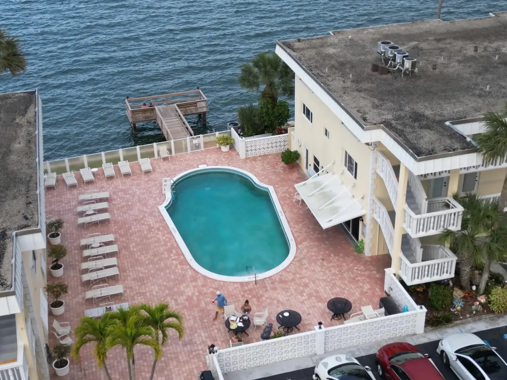 100 Doolen Court North Palm Beach FL 33408
