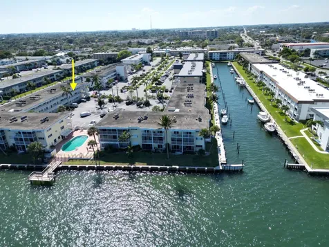 100 Doolen Court North Palm Beach FL 33408