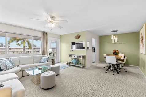 100 Doolen Court North Palm Beach FL 33408