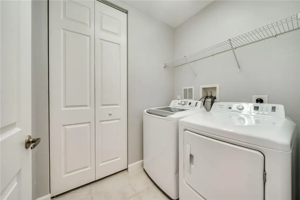 8277 NW 127th Lane Parkland FL 33076