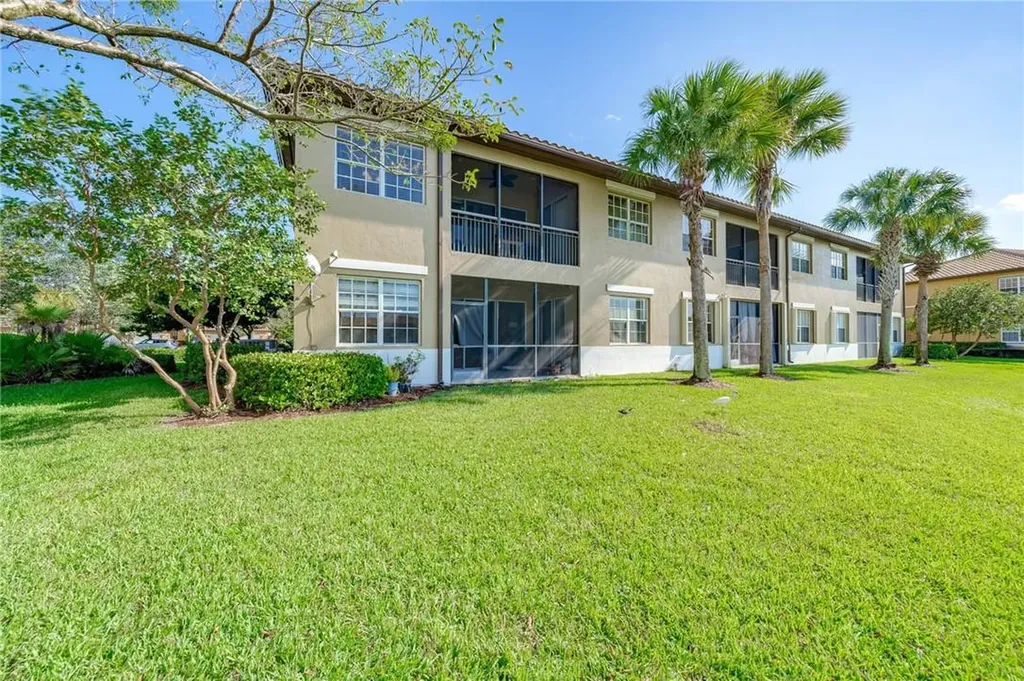 8277 NW 127th Lane Parkland FL 33076