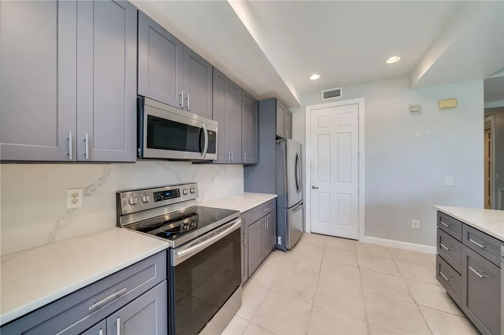 8277 NW 127th Lane Parkland FL 33076