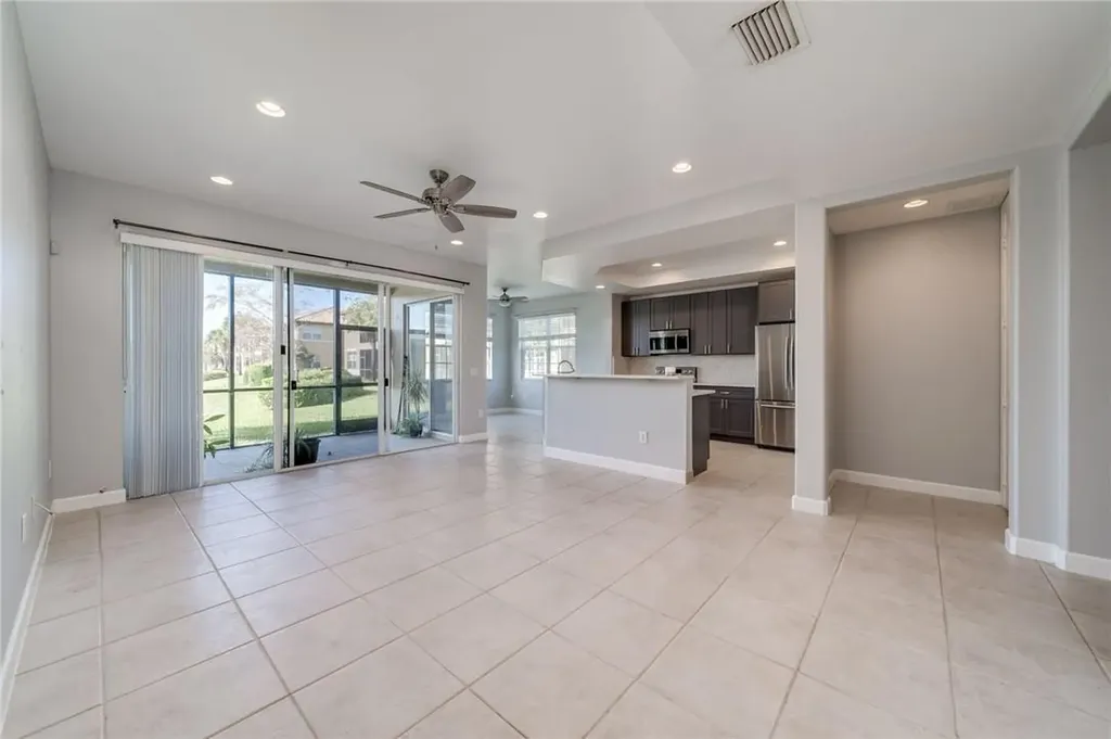 8277 NW 127th Lane Parkland FL 33076