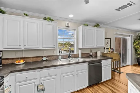 121 SE Paradise Place Stuart FL 34997