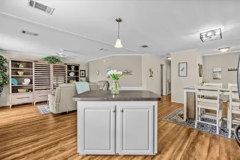 121 SE Paradise Place Stuart FL 34997
