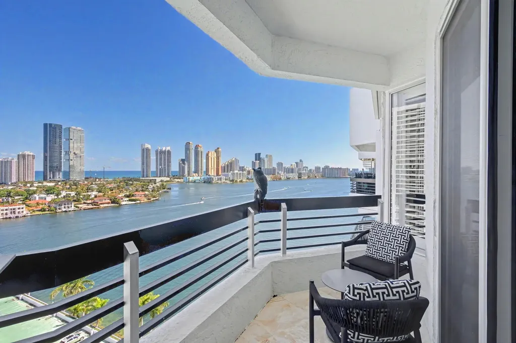 3600 Mystic Pointe Drive Aventura FL 33180
