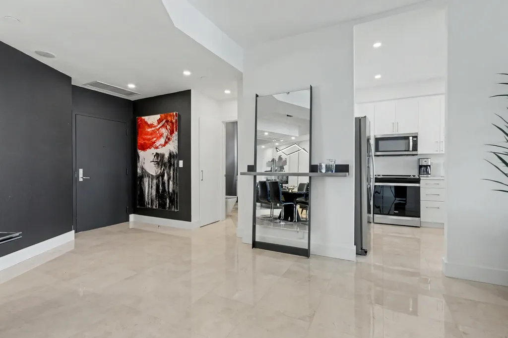3600 Mystic Pointe Drive Aventura FL 33180