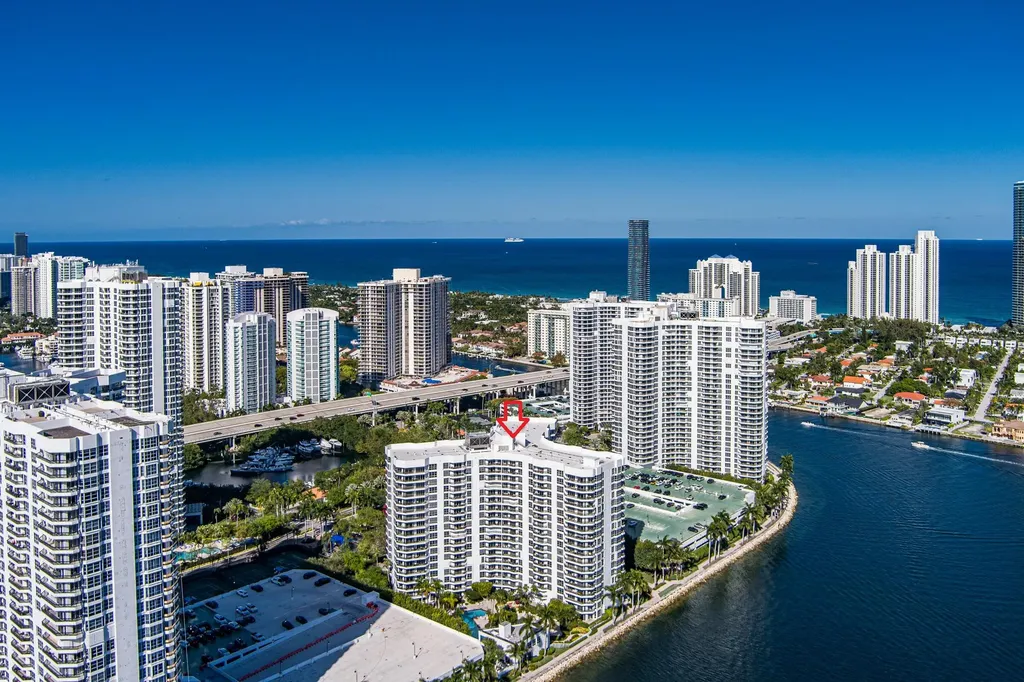3600 Mystic Pointe Drive Aventura FL 33180