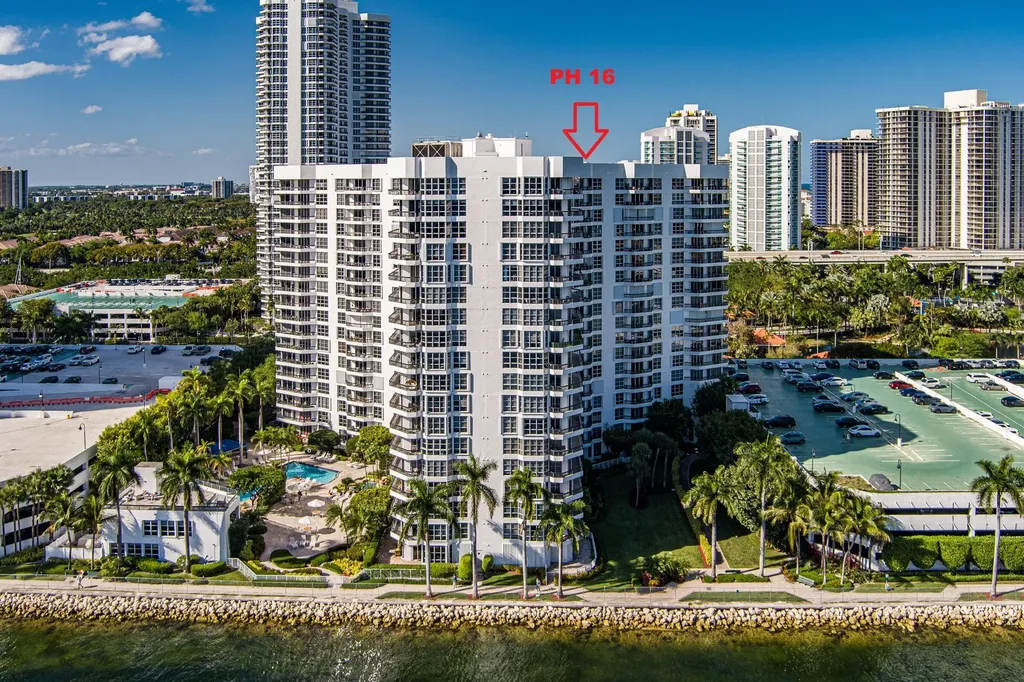 3600 Mystic Pointe Drive Aventura FL 33180