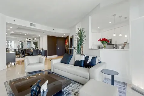 3600 Mystic Pointe Drive Aventura FL 33180