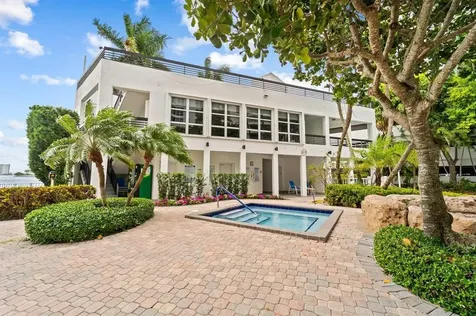 3600 Mystic Pointe Drive Aventura FL 33180