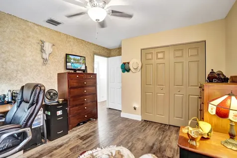 6842 Dogwood Lane Margate FL 33063