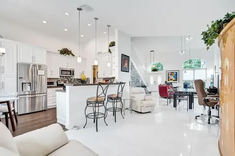 6842 Dogwood Lane Margate FL 33063