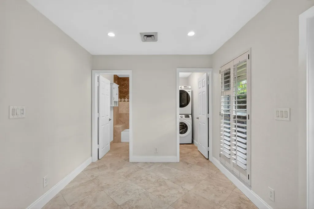2213 NE 16th Street Fort Lauderdale FL 33304