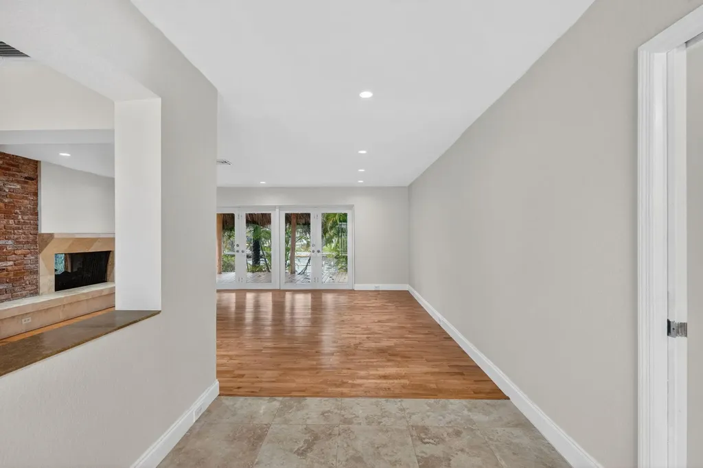 2213 NE 16th Street Fort Lauderdale FL 33304