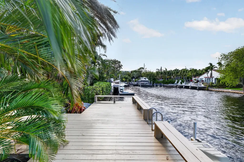 2213 NE 16th Street Fort Lauderdale FL 33304