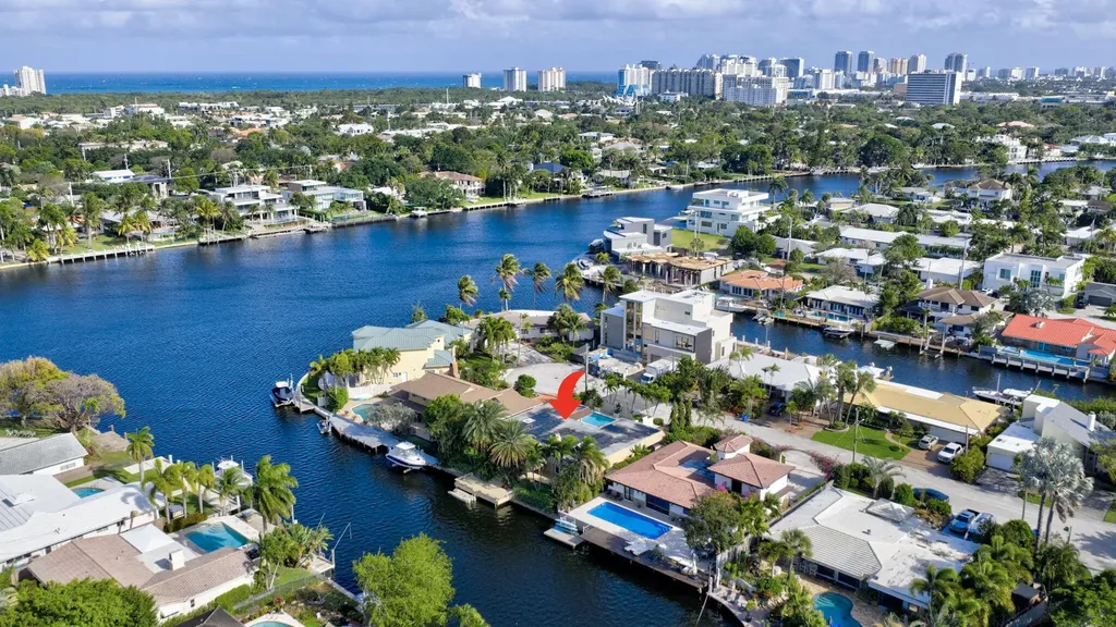 2213 NE 16th Street Fort Lauderdale FL 33304