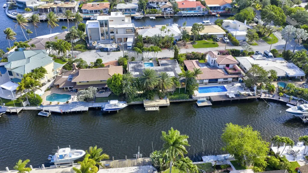 2213 NE 16th Street Fort Lauderdale FL 33304