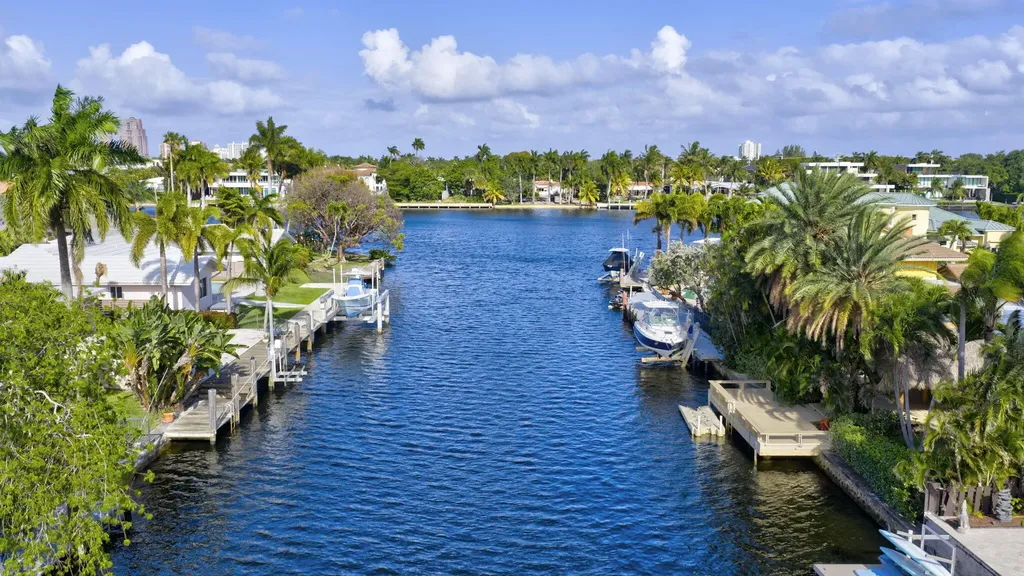 2213 NE 16th Street Fort Lauderdale FL 33304