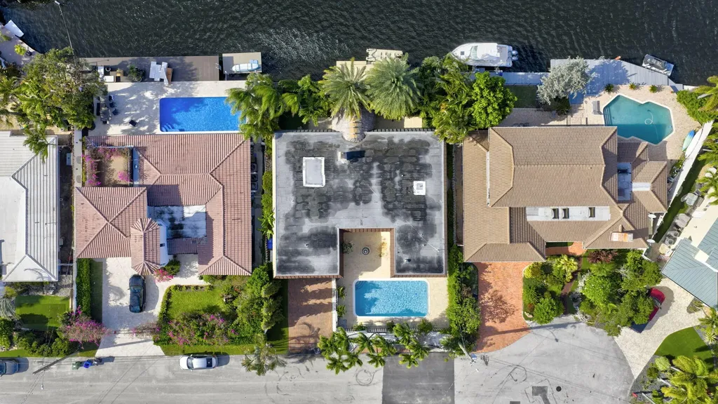 2213 NE 16th Street Fort Lauderdale FL 33304