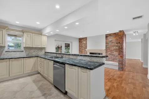 2213 NE 16th Street Fort Lauderdale FL 33304