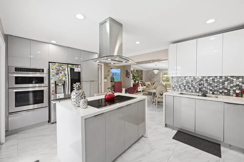 1895 Violet Avenue West Palm Beach FL 33415