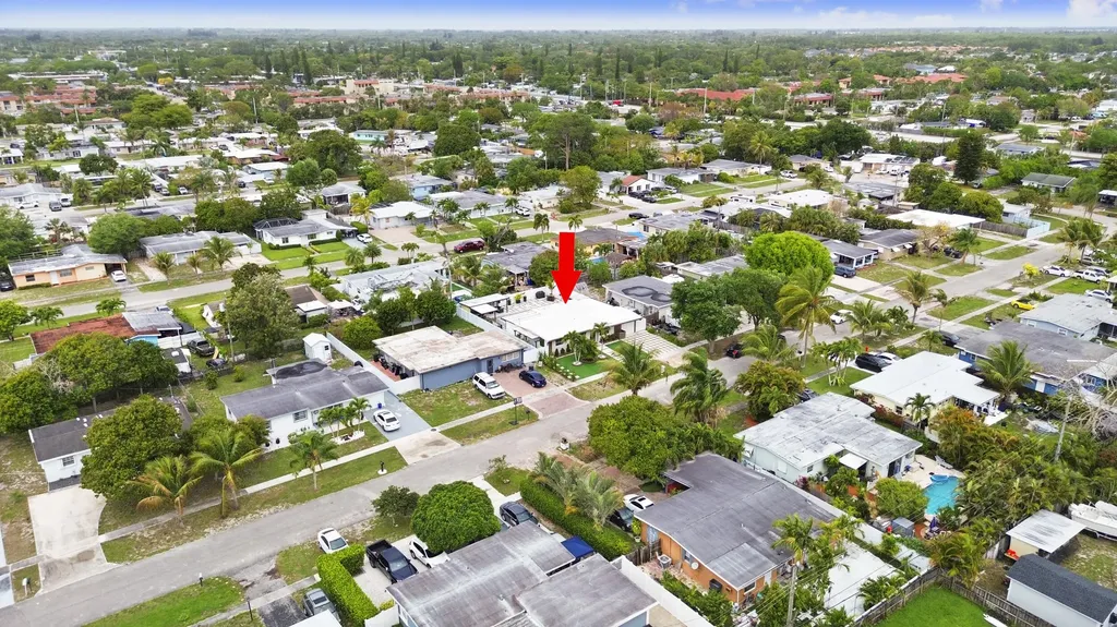 1895 Violet Avenue West Palm Beach FL 33415